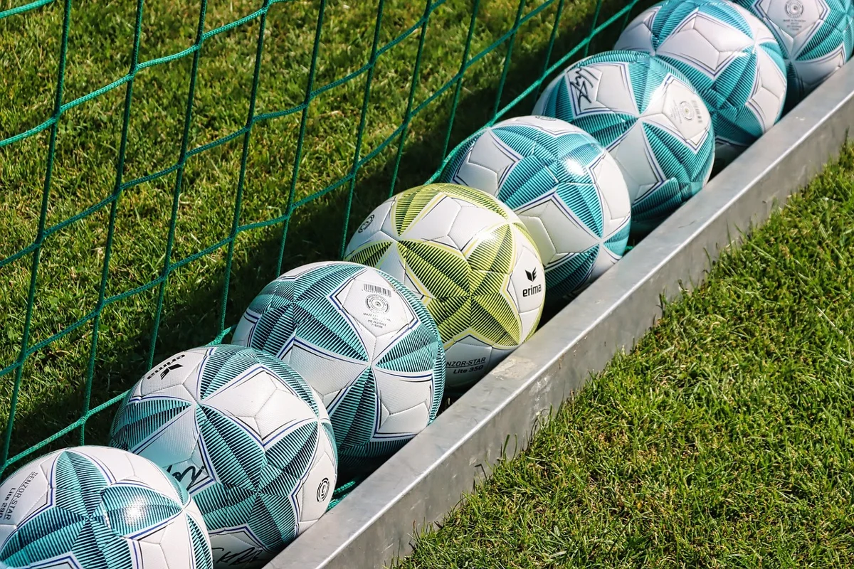 Catenaccio Nedir: Futbolda Savunma Taktikinin Tanımı