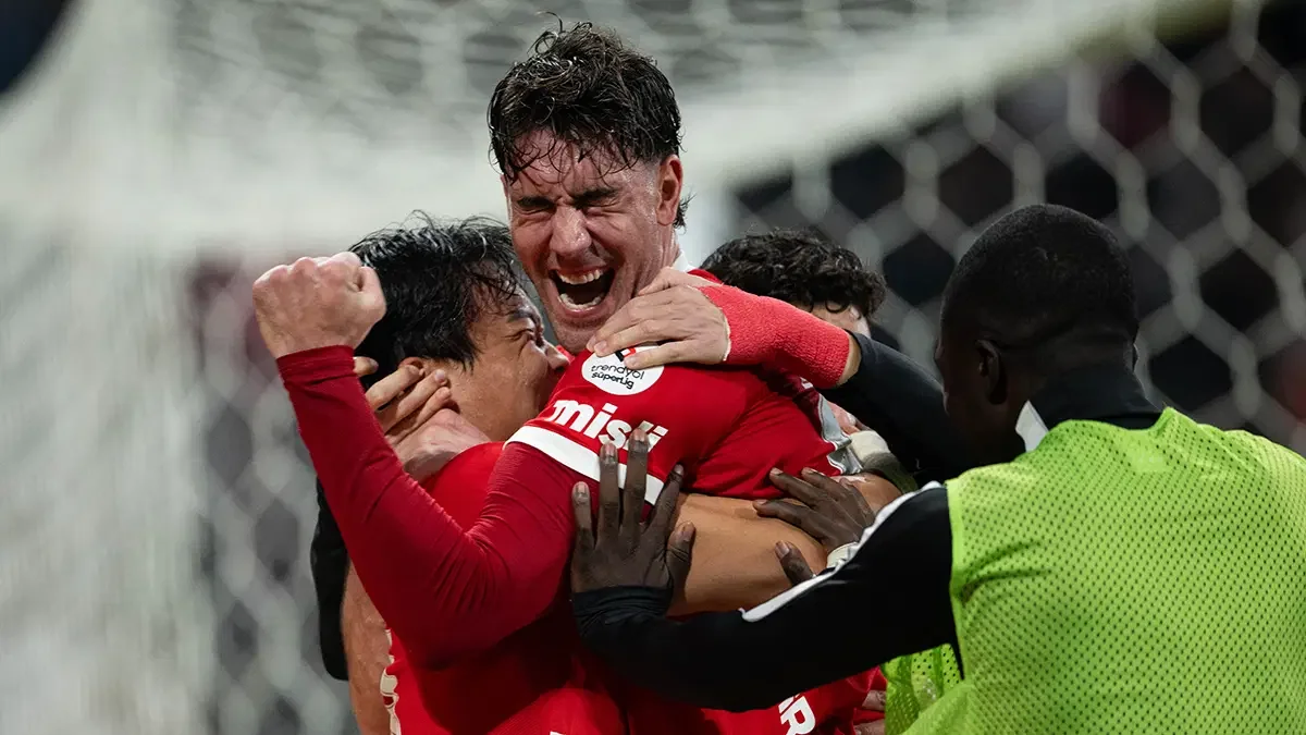 "Üç puanı değil altını buldu!" | Spor yazarları Beşiktaş için ne dedi?