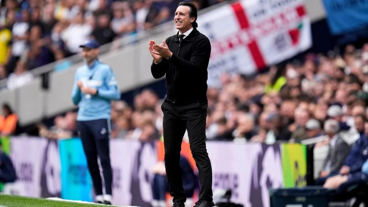 Manchester United, Unai Emery'yi gündemine aldı