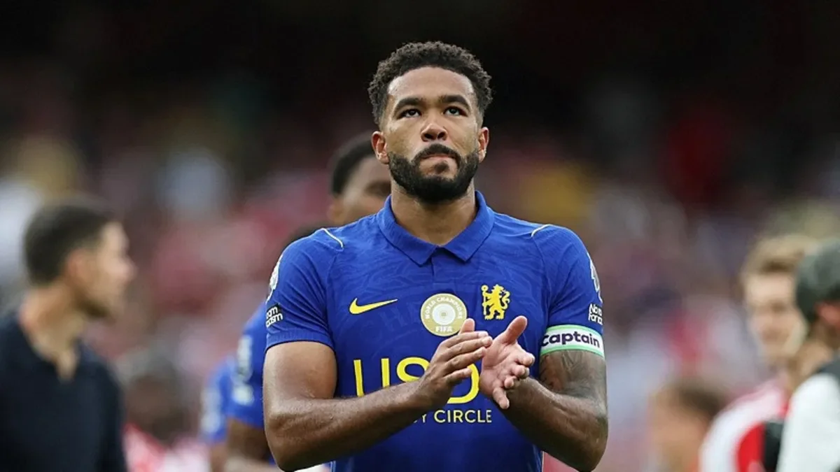 Chelsea'de Reece James ameliyat edildi