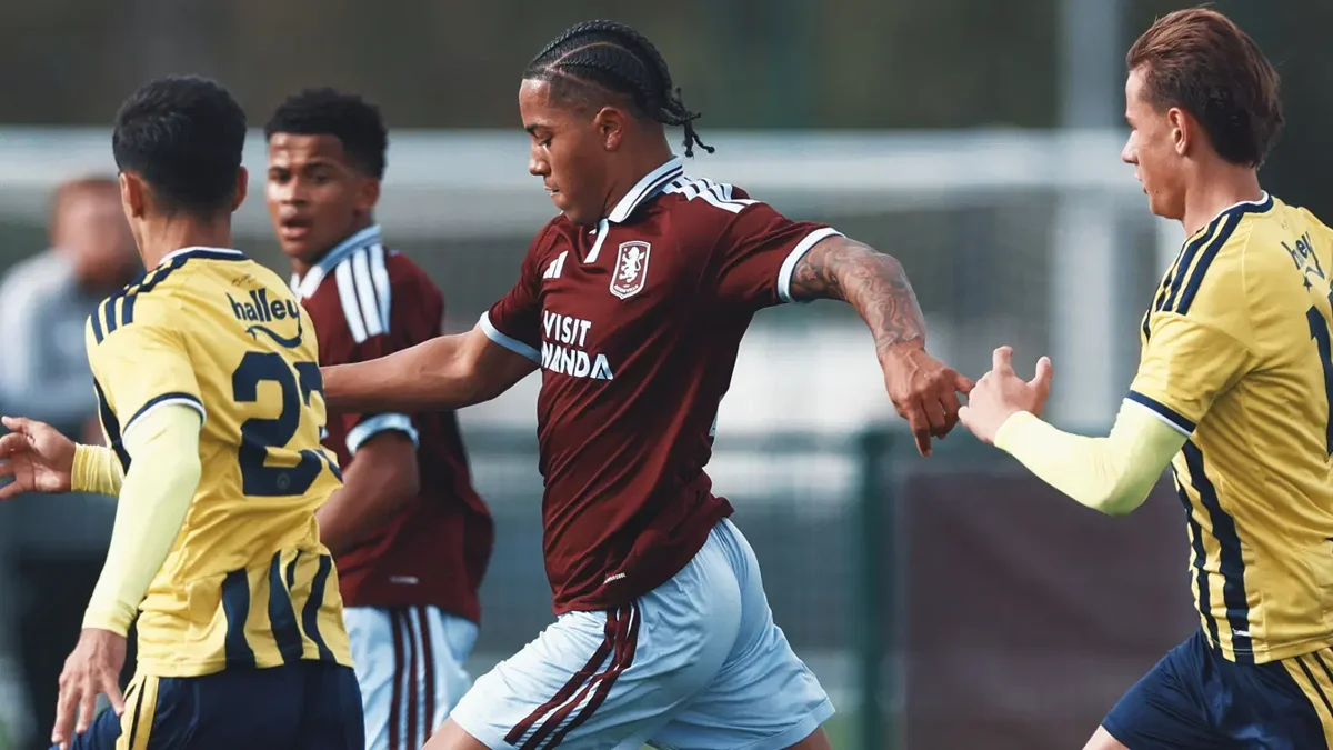 UEFA Gençlik Ligi'nde Fenerbahçe, Aston Villa'ya kaybetti