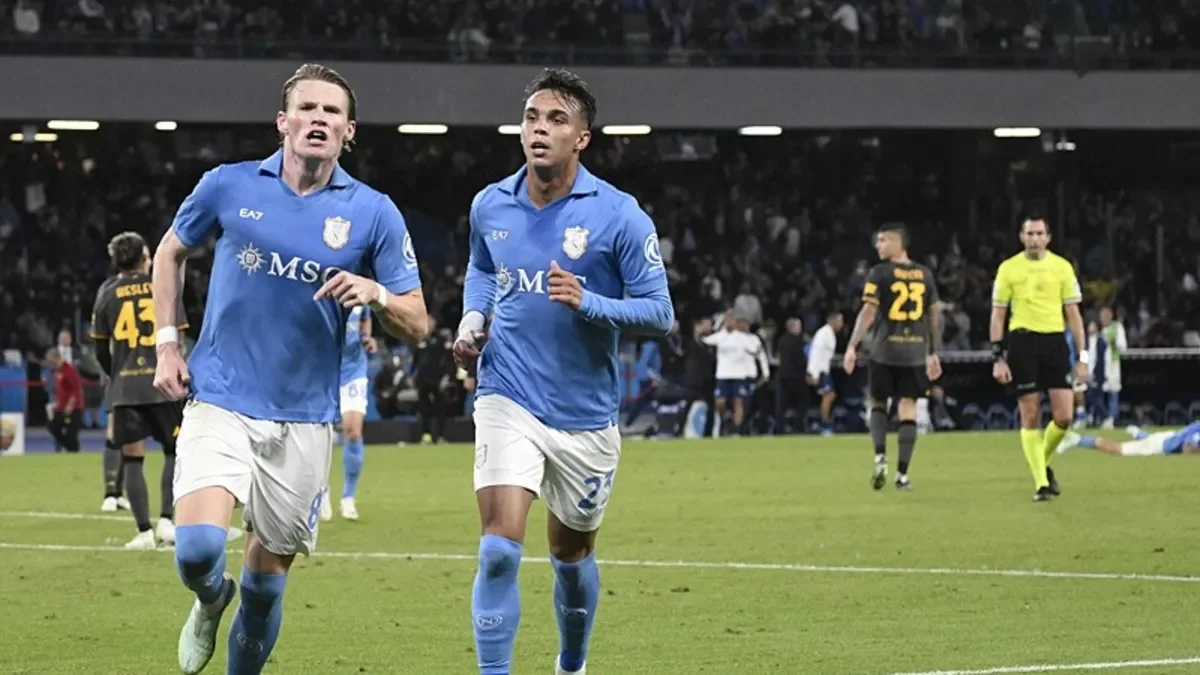 Napoli ile Roma 3-3 berabere kaldı