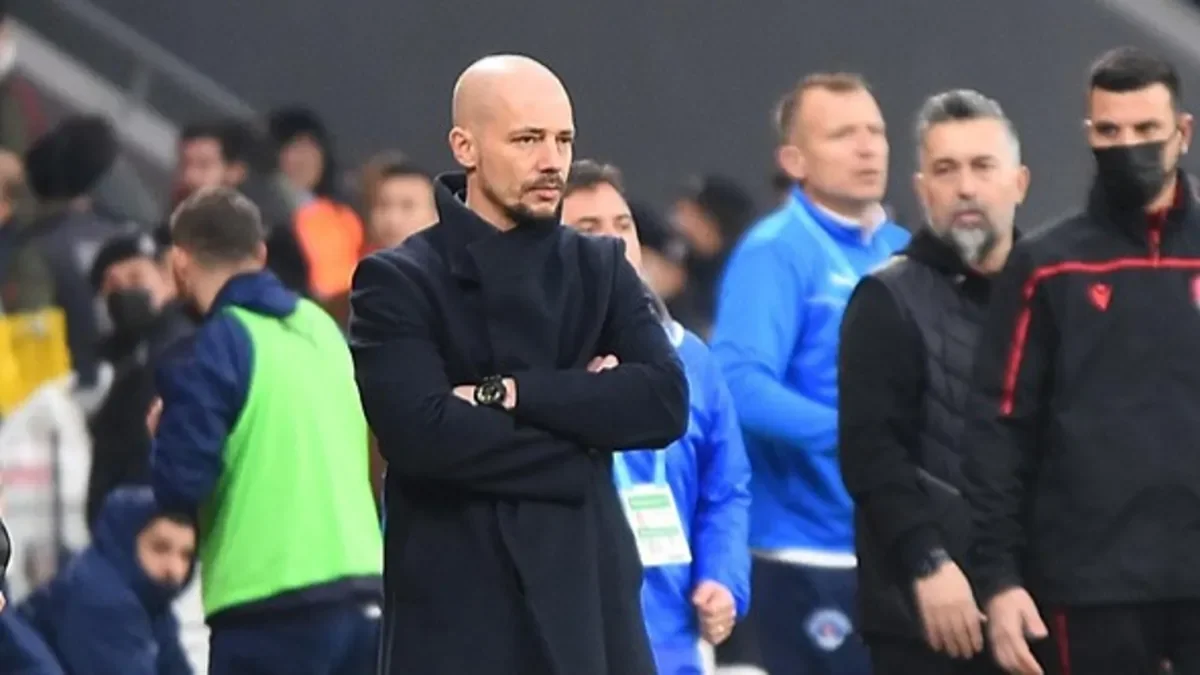 Manisa FK'de rota Nestor El Maestro!