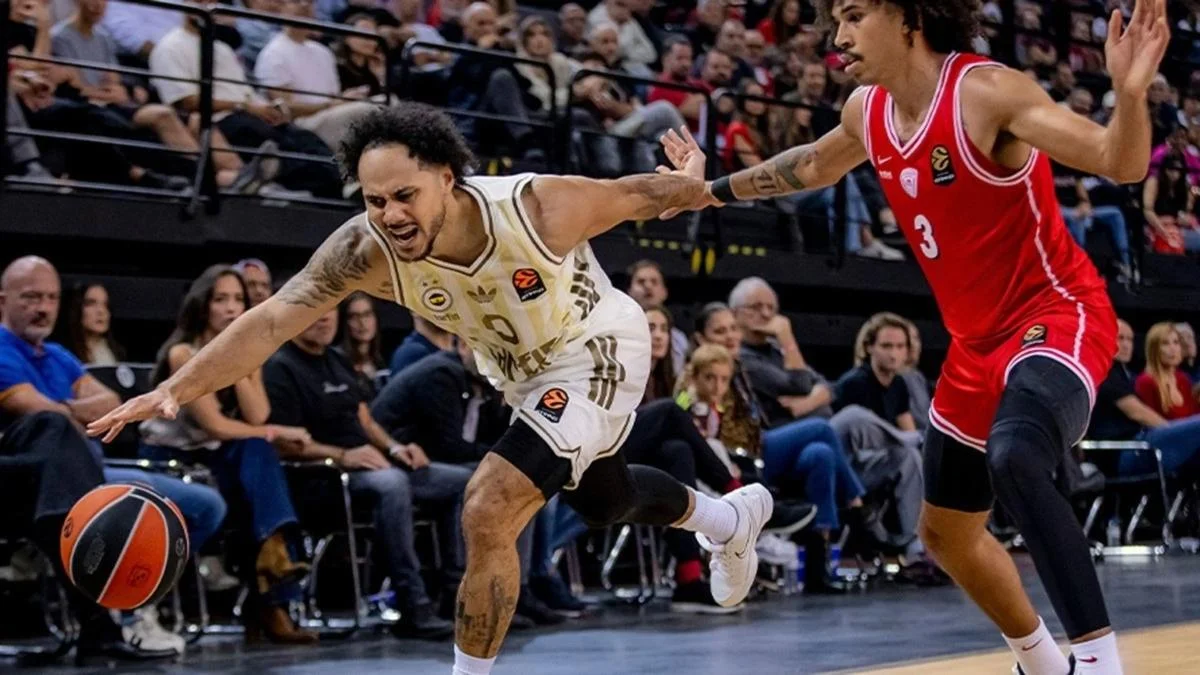 Shane Larkin: Olympiakos galibiyetinde karakter