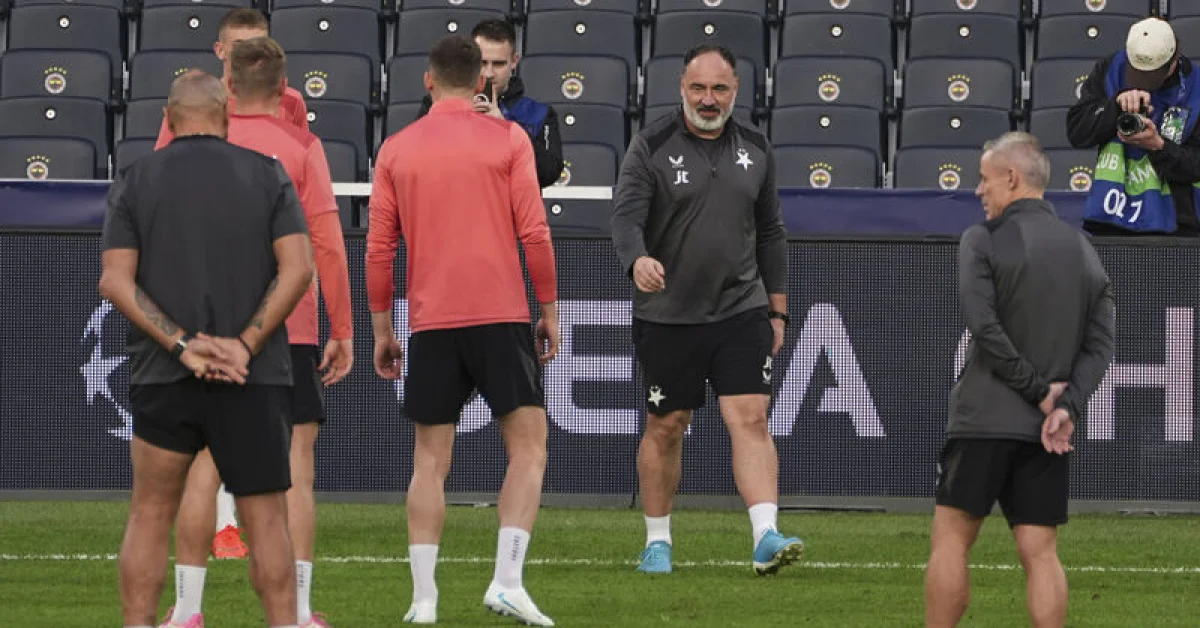 Slavia Prag, Fenerbahçe maçı hazırlığını tamamladı