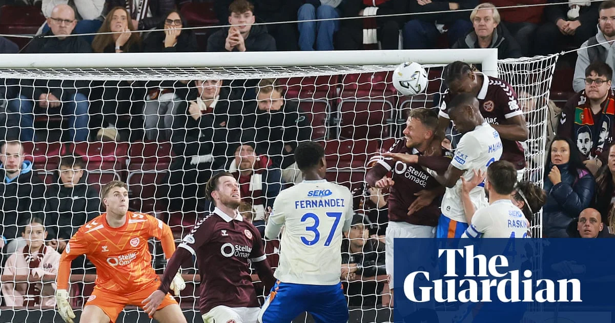 McInnes'e Tynecastle'da protesto, Rangers 2-2 berabere kaldı