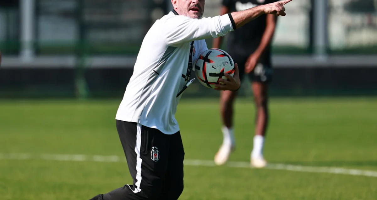 Beşiktaş, Crystal Palace maçına iki eksikle hazır