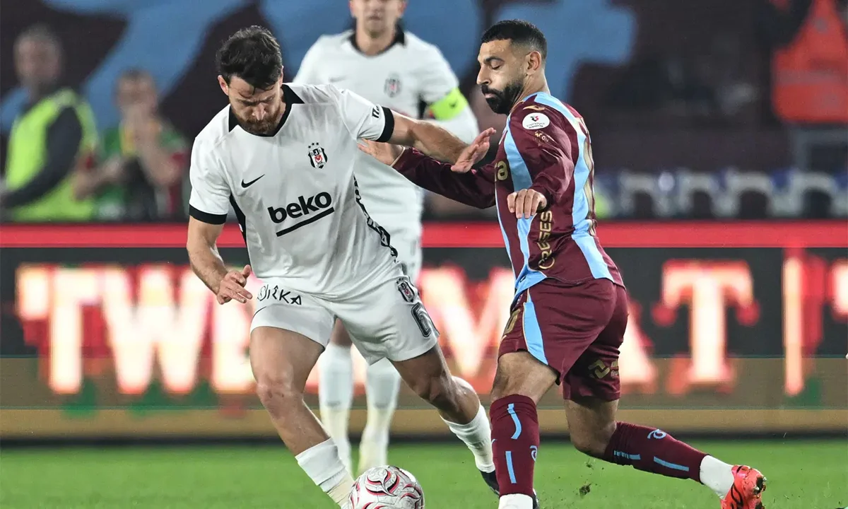Trabzonspor, Beşiktaş derbisini 2-0 kazandı