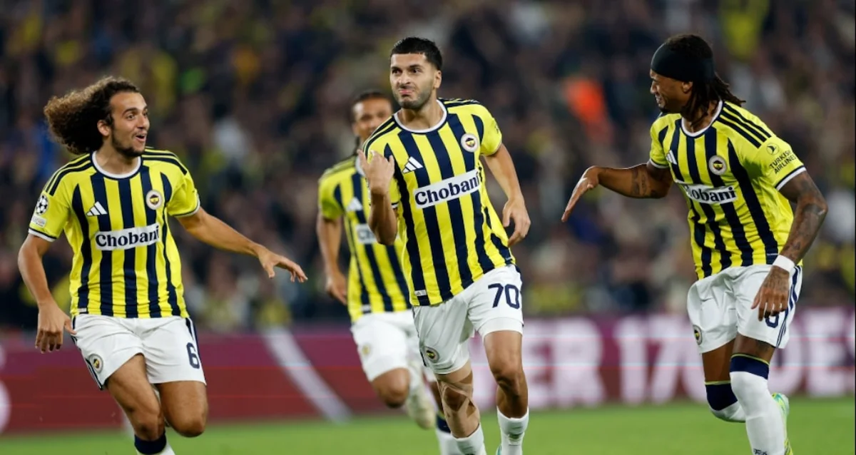 Oğuz Aydın Fenerbahçe'nin Şampiyonlar Ligi rekorunu kırdı
